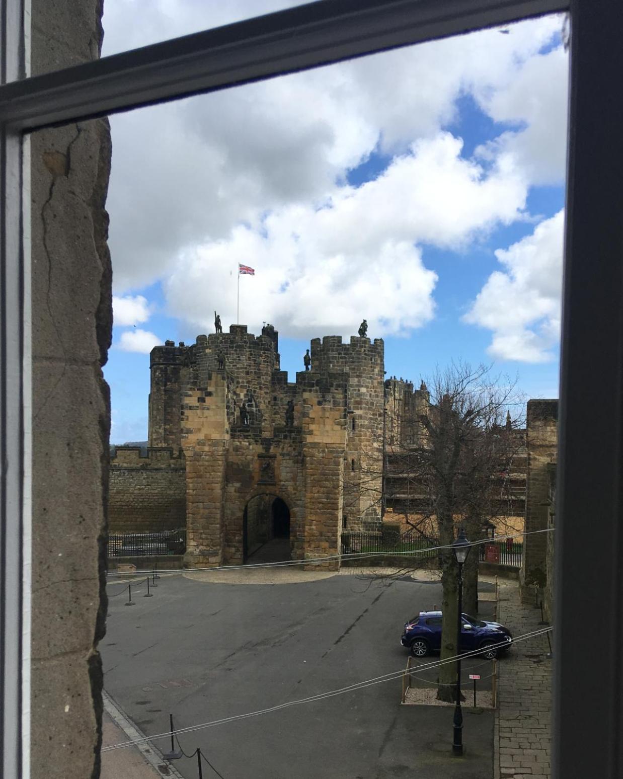 Castle Retreat - Luxury Apartment Opposite Alnwick Castle Eksteriør billede